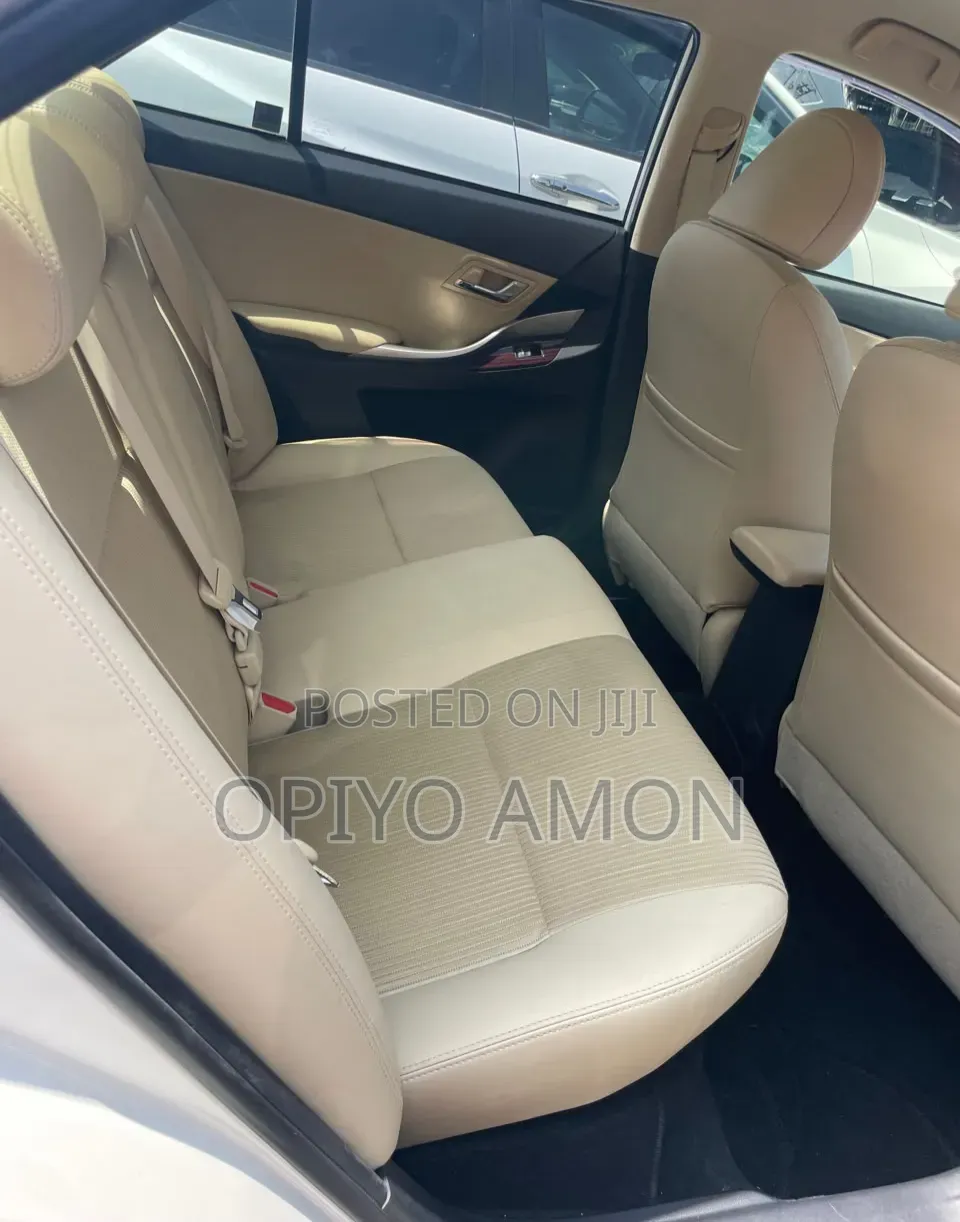 Toyota Premio 2019 White