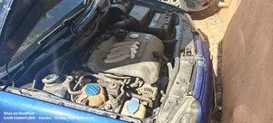 Volkswagen Golf 2000 Blue