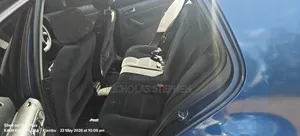 Volkswagen Golf 2000 Blue