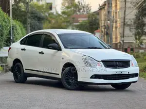 Nissan Bluebird 2008 White