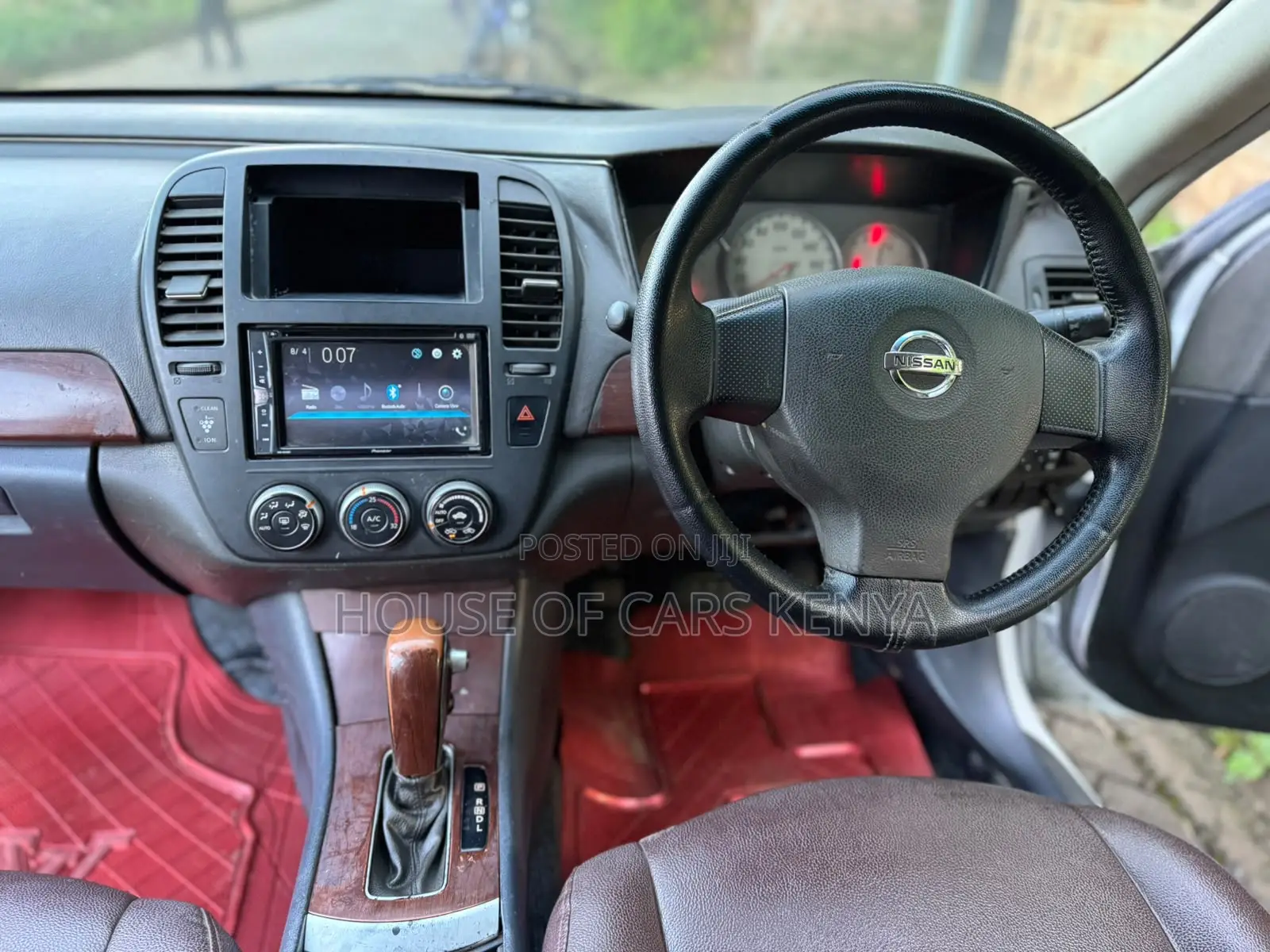 Nissan Bluebird 2008 White