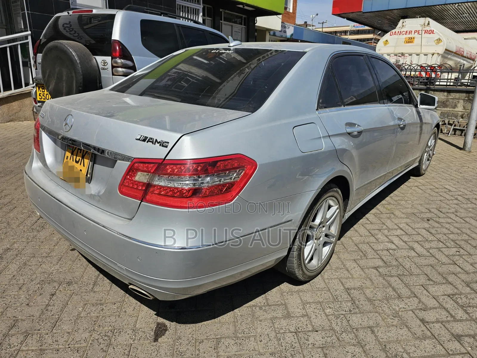 Mercedes-Benz E250 2010 Silver