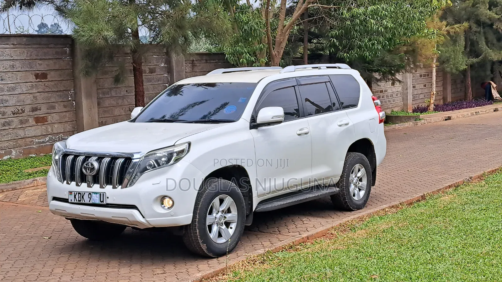 Toyota Land Cruiser Prado 2015 White