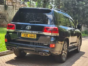 Toyota Land Cruiser 2016 Black