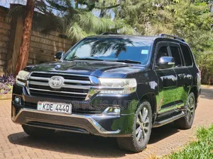 Toyota Land Cruiser 2016 Black