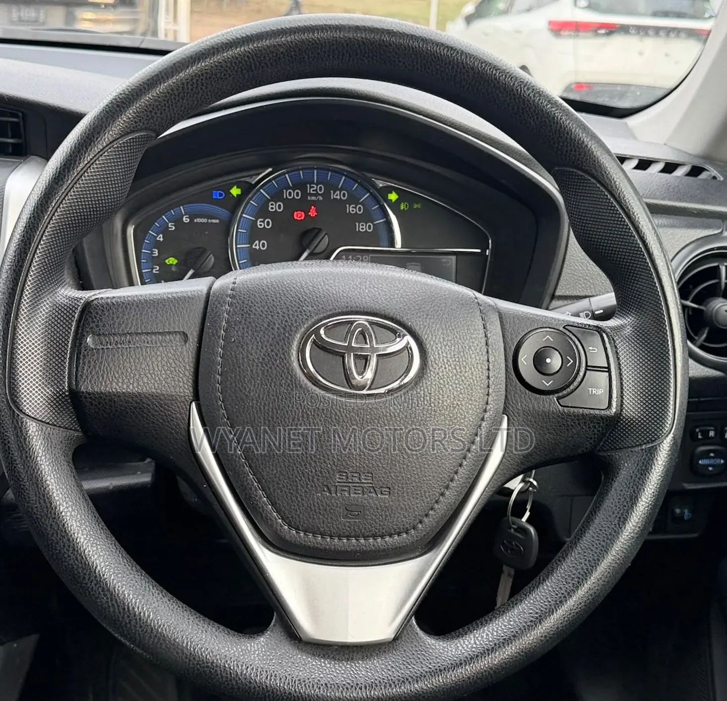 Toyota Belta 2019 Silver