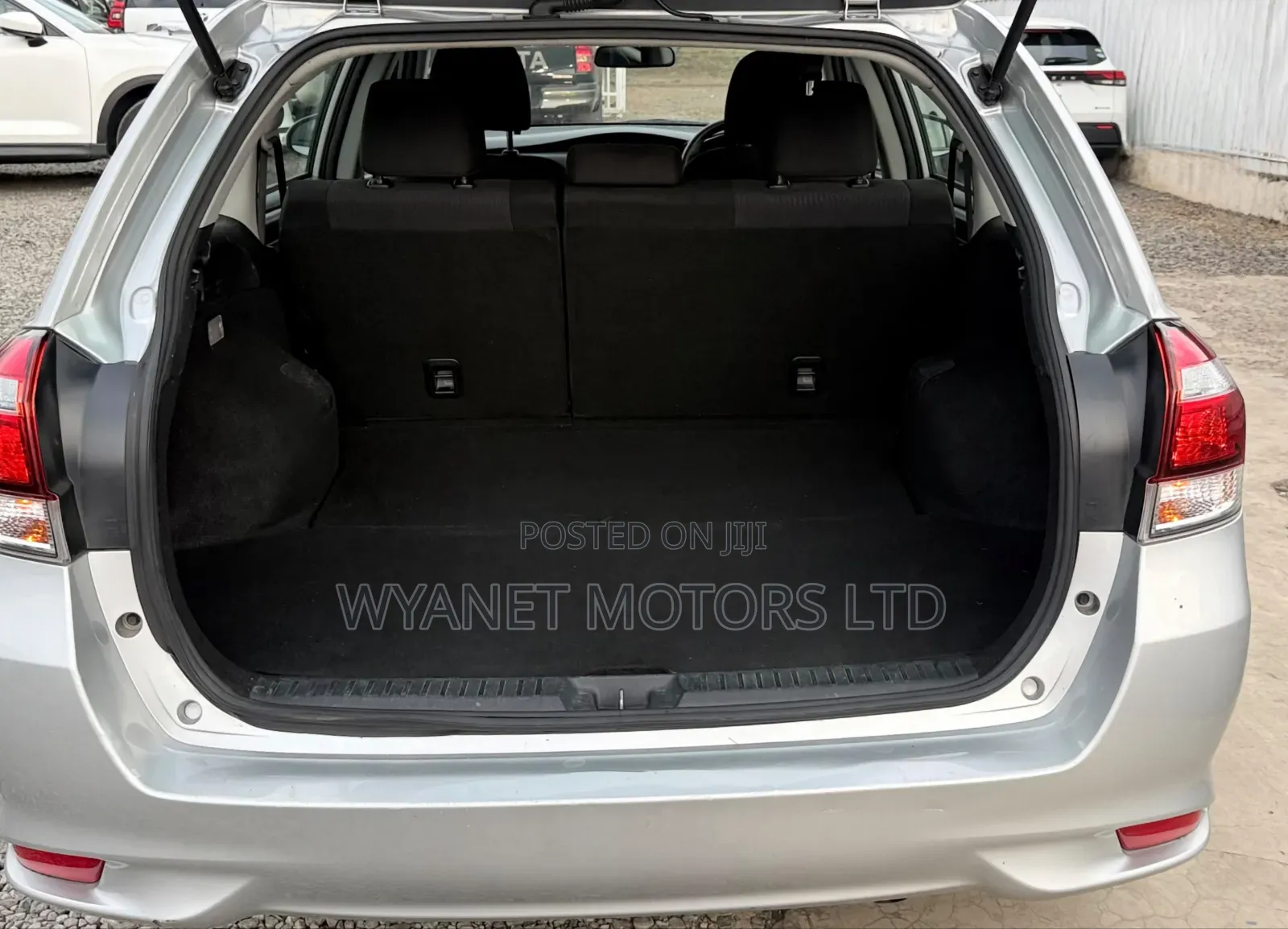 Toyota Belta 2019 Silver