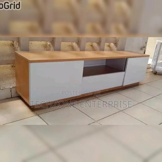 Berlin 5 Ft Tv Stand, White - main view