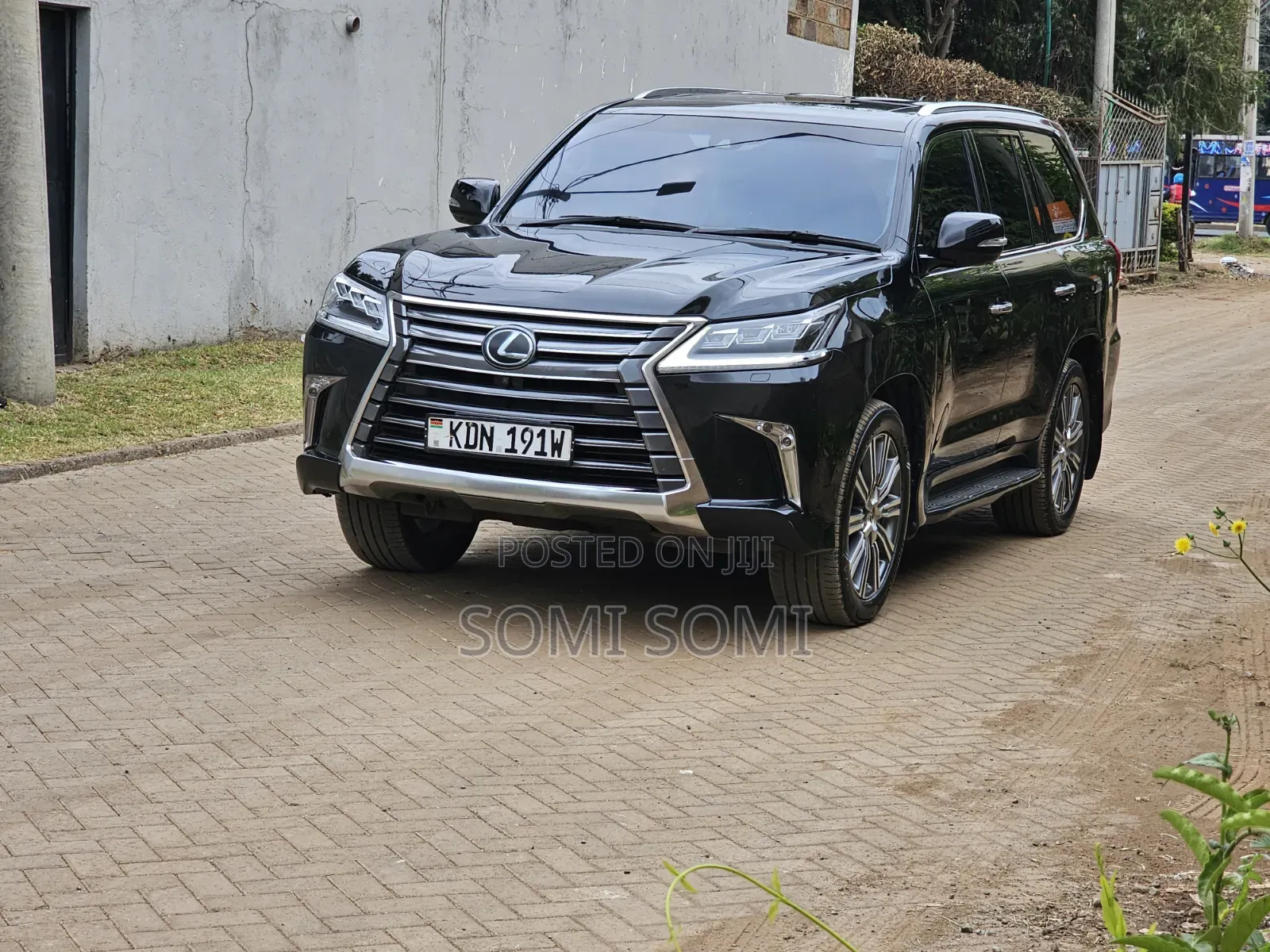 Lexus LX 2016 Black
