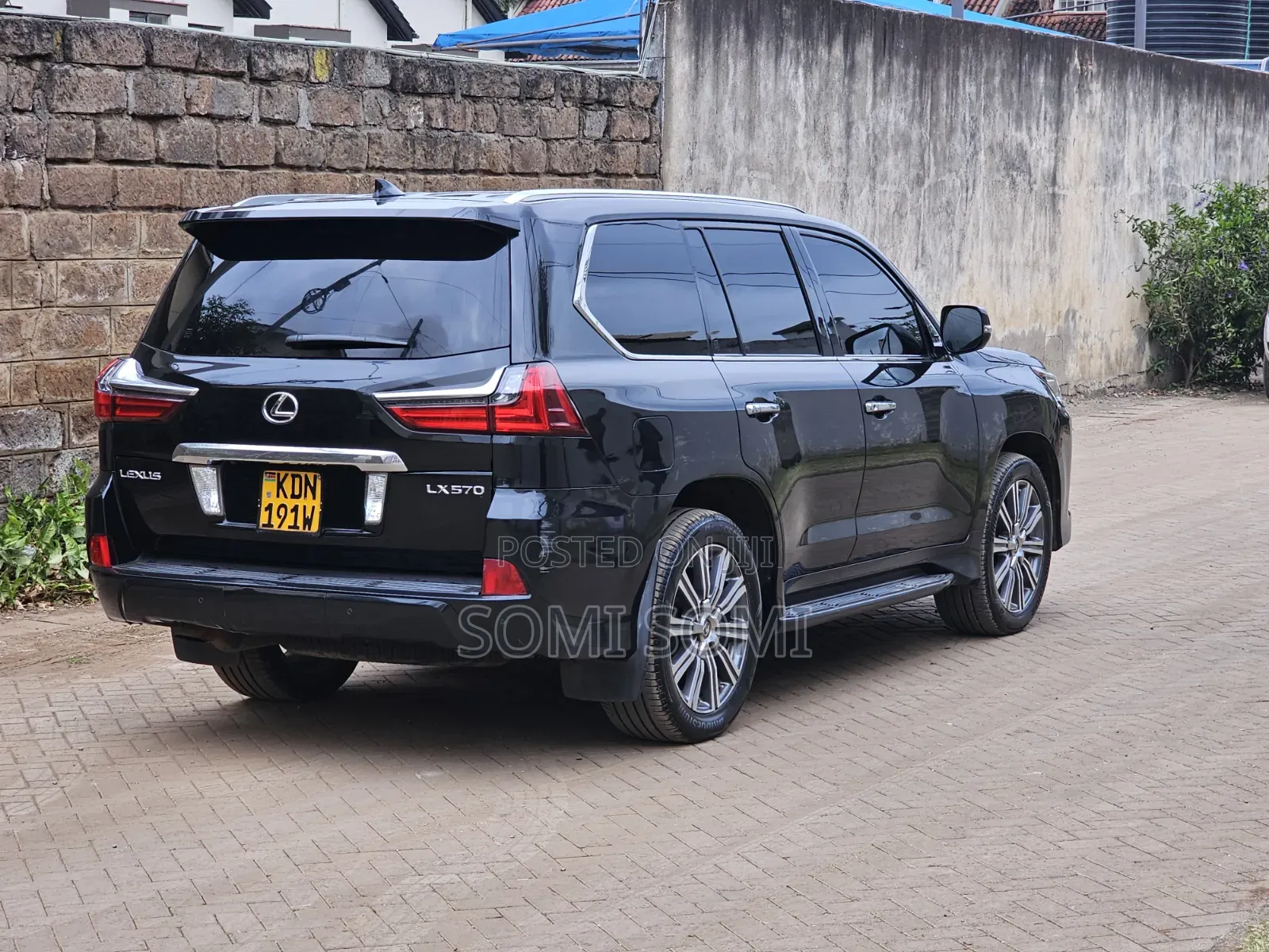 Lexus LX 2016 Black