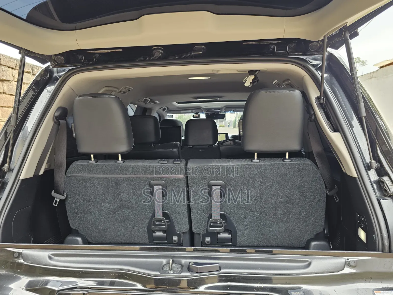 Lexus LX 2016 Black