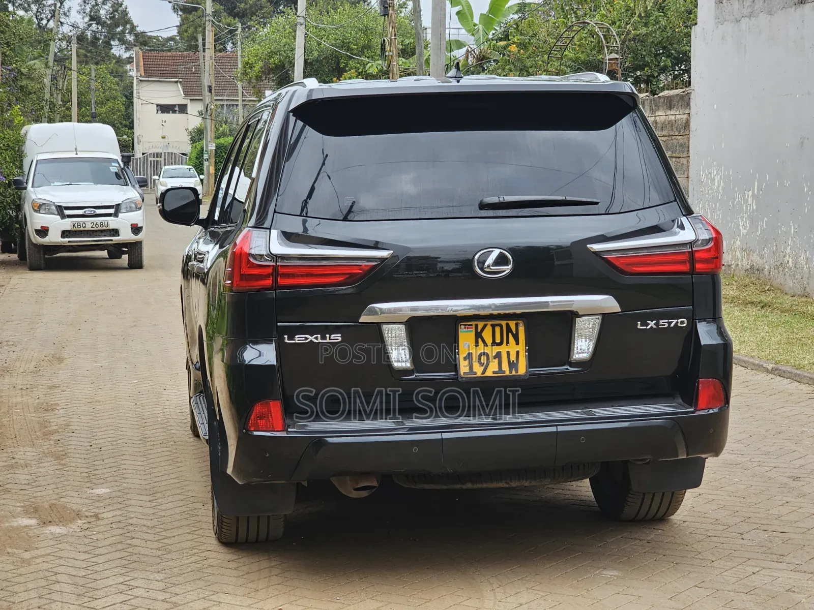 Lexus LX 2016 Black