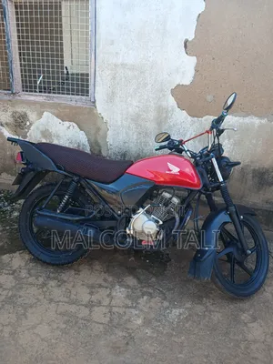 Honda XL 125 2023 Red