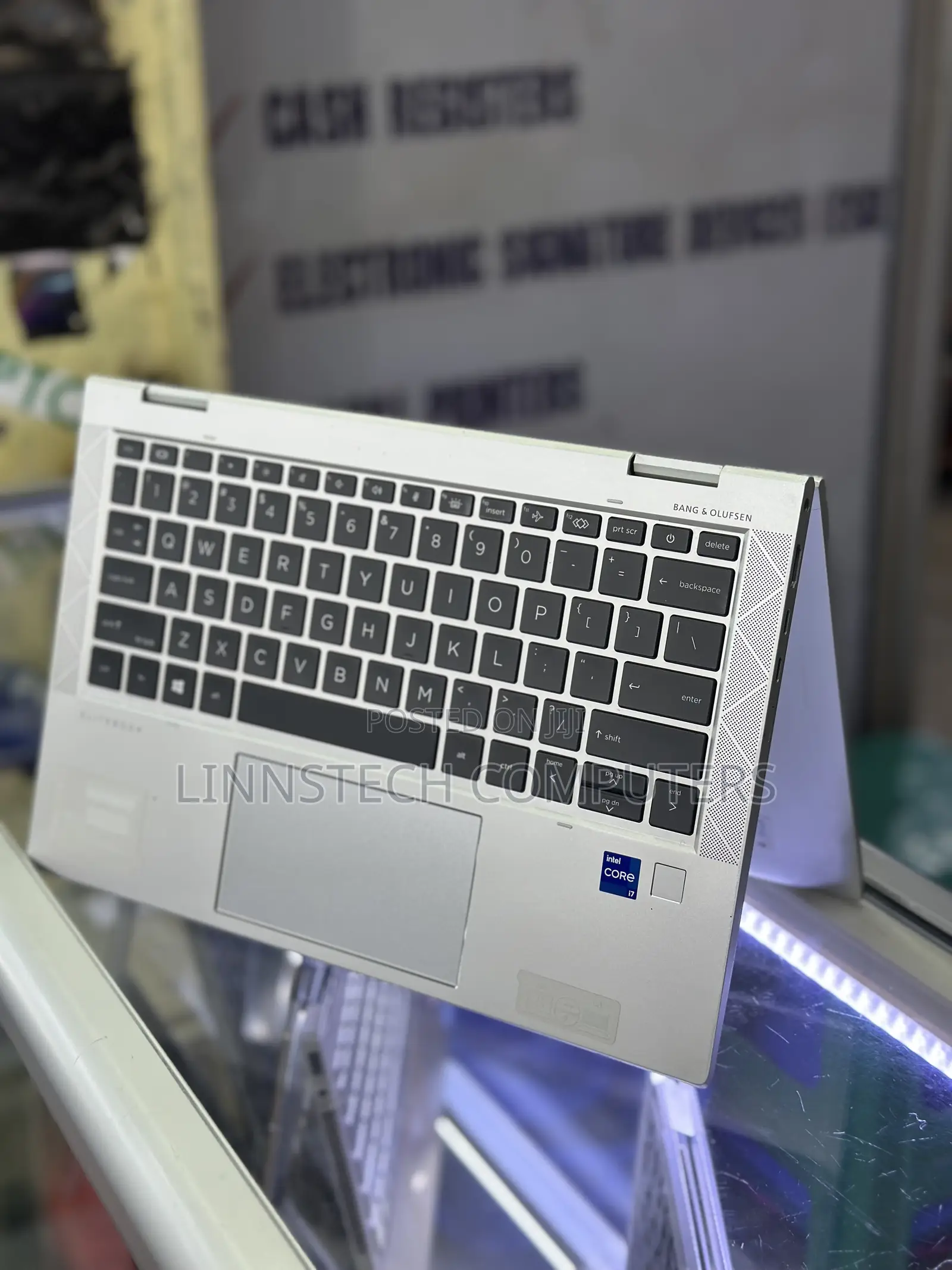 Laptop HP EliteBook 830 G8 16GB Intel Core i7 SSD 512GB