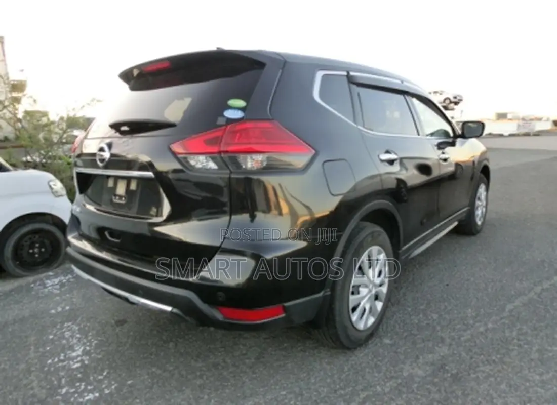Nissan X-Trail 2.0 Petrol FWD 2018 Black