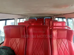 Toyota HiAce 2013 White