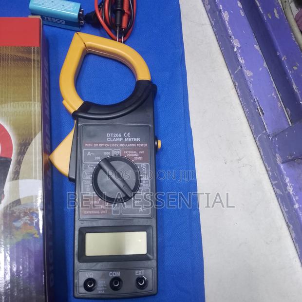 Digital Clamp Meter - thumbnail 2