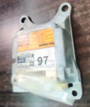 SRS Unit/ Airbag Computer Toyota Ist 2010