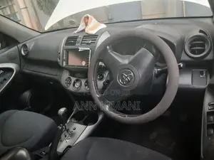 Toyota RAV4 2007 White