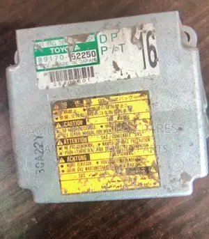 SRS Unit/ Airbag Computer Toyota Ist Old Model