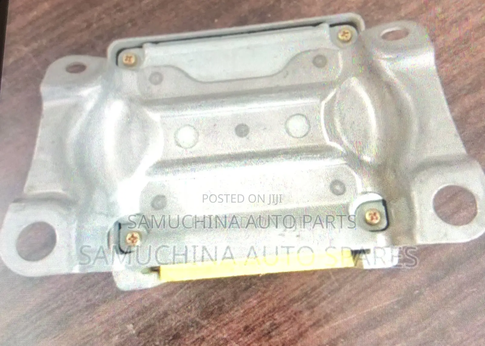 SRS Unit/ Airbag Computer Toyota Ist Old Model