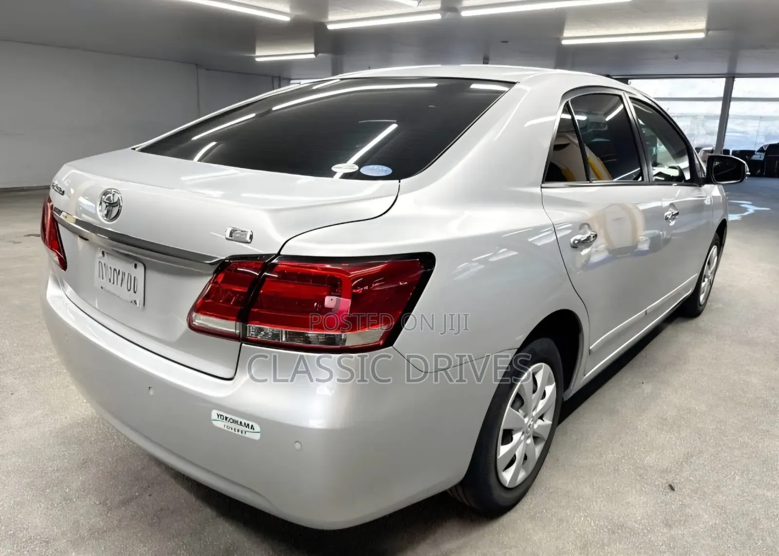 Toyota Premio 2019 Silver