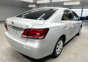 Toyota Premio 2019 Silver