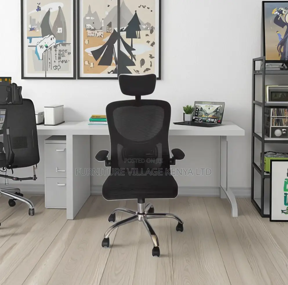 Modern Black Orthopedic Seat With Flipping Hands