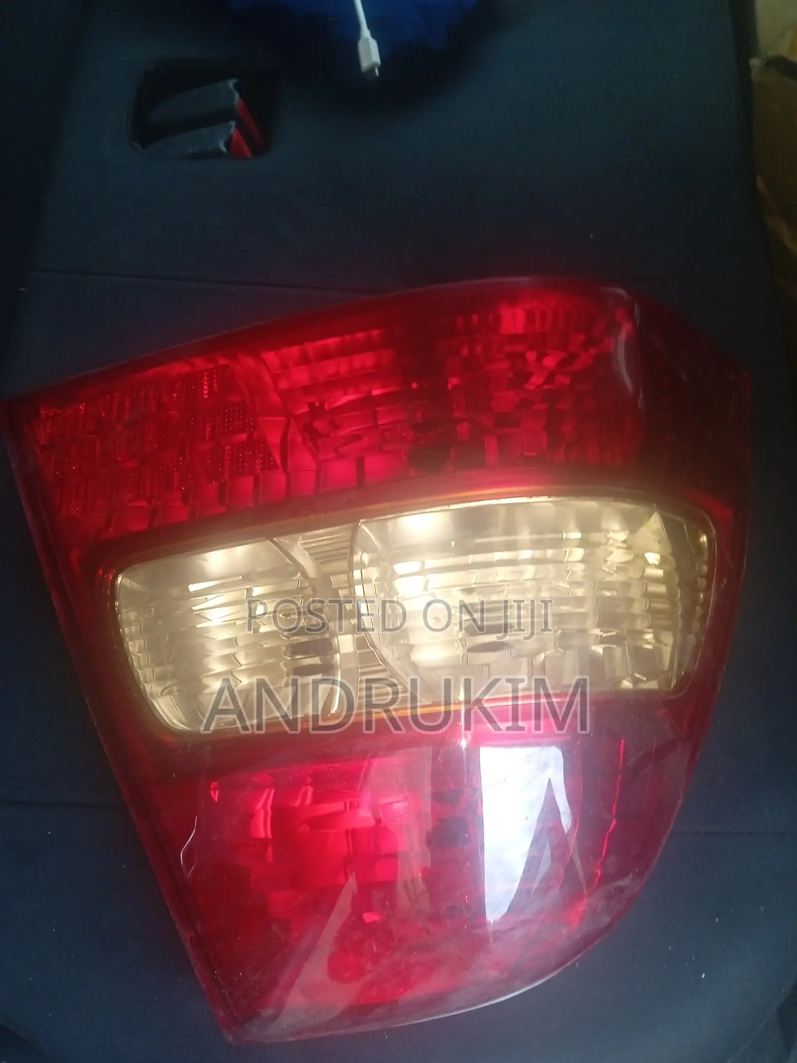 Toyota Nze Tail Lights