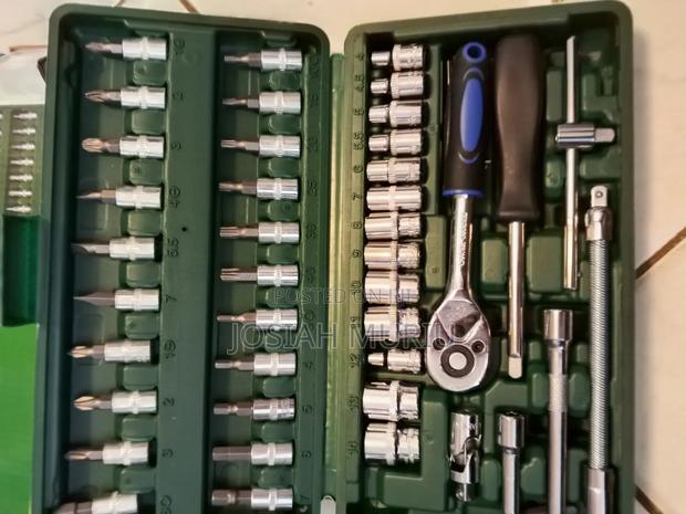 46 PCS Socket Wrench Set