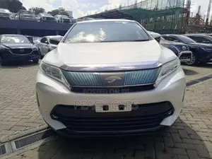 Toyota Harrier 2018 White