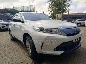 Toyota Harrier 2018 White