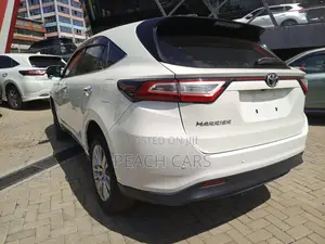 Toyota Harrier 2018 White