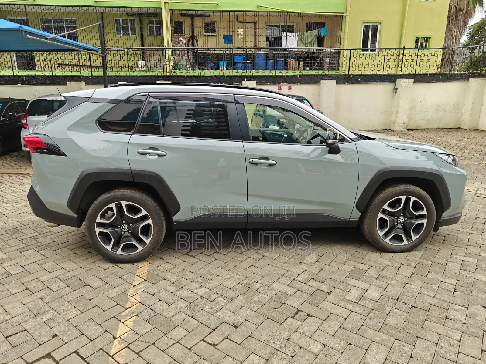Toyota RAV4 2019 Teal