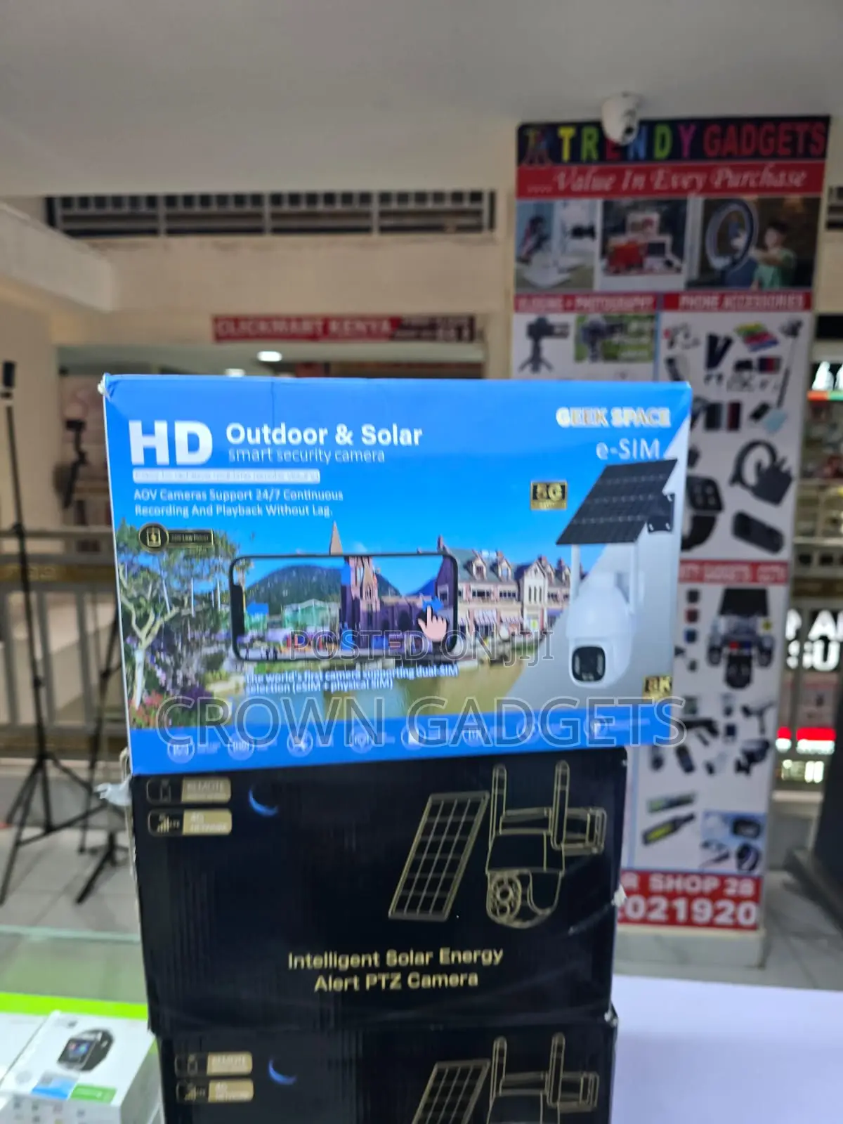 Geek Space Solar Powered 4g CCTV Camera for Home Security