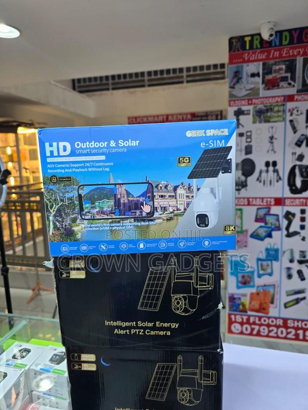 Geek Space Outdoor Solar CCTV Camera With Esim Support - thumbnail 2