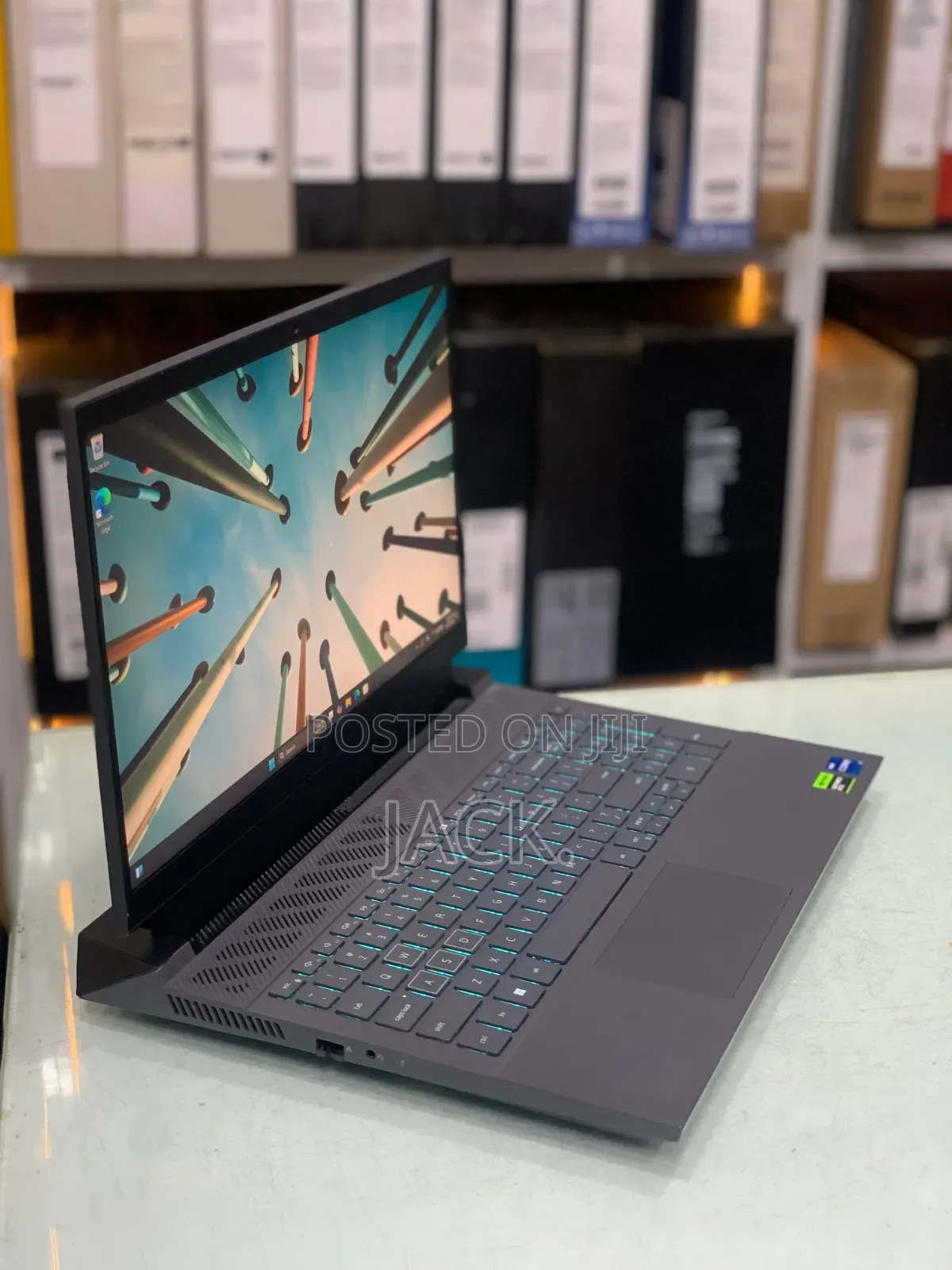Laptop Dell G15 5530 16GB Intel Core i7 SSD 1T