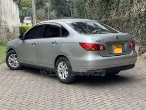 Nissan Bluebird 2007 Silver