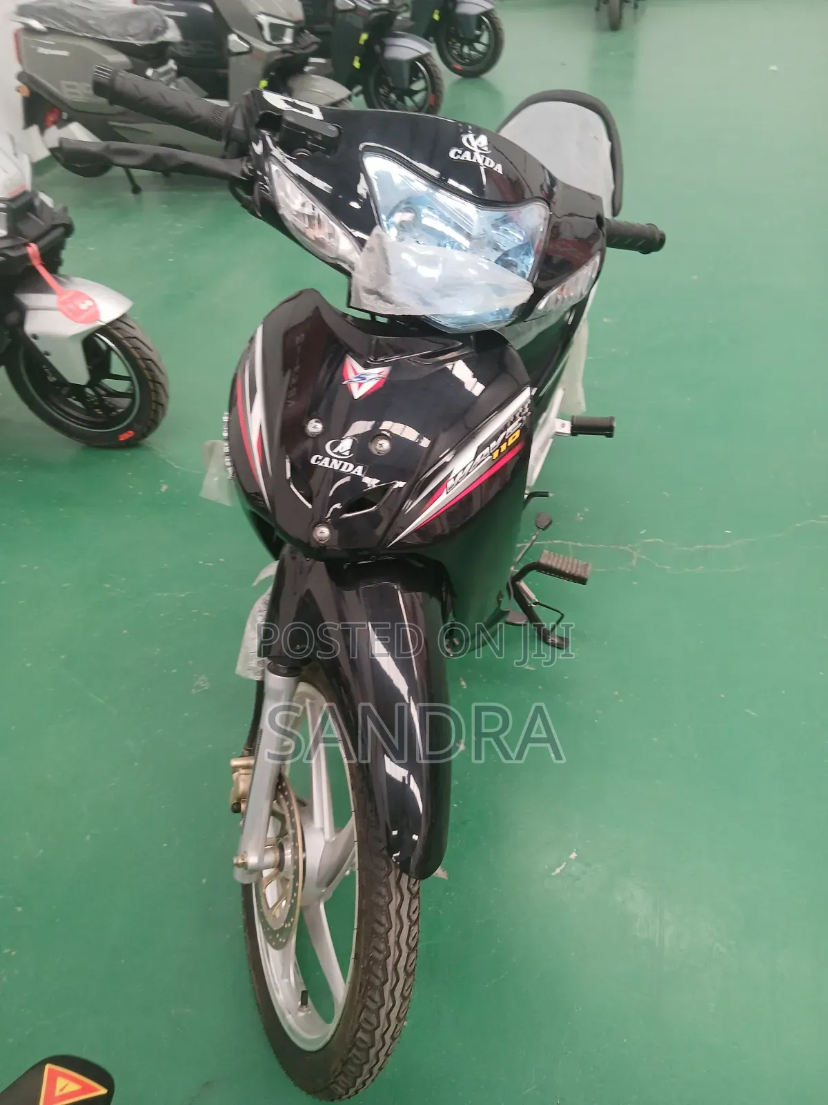 110cc Semi Automatic Petrol Scooter