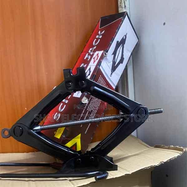 Universal Manual Scissor Jack / 2 Ton Lift Support Tool Designed - main view