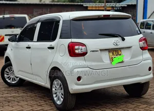 Toyota Passo 2017 White