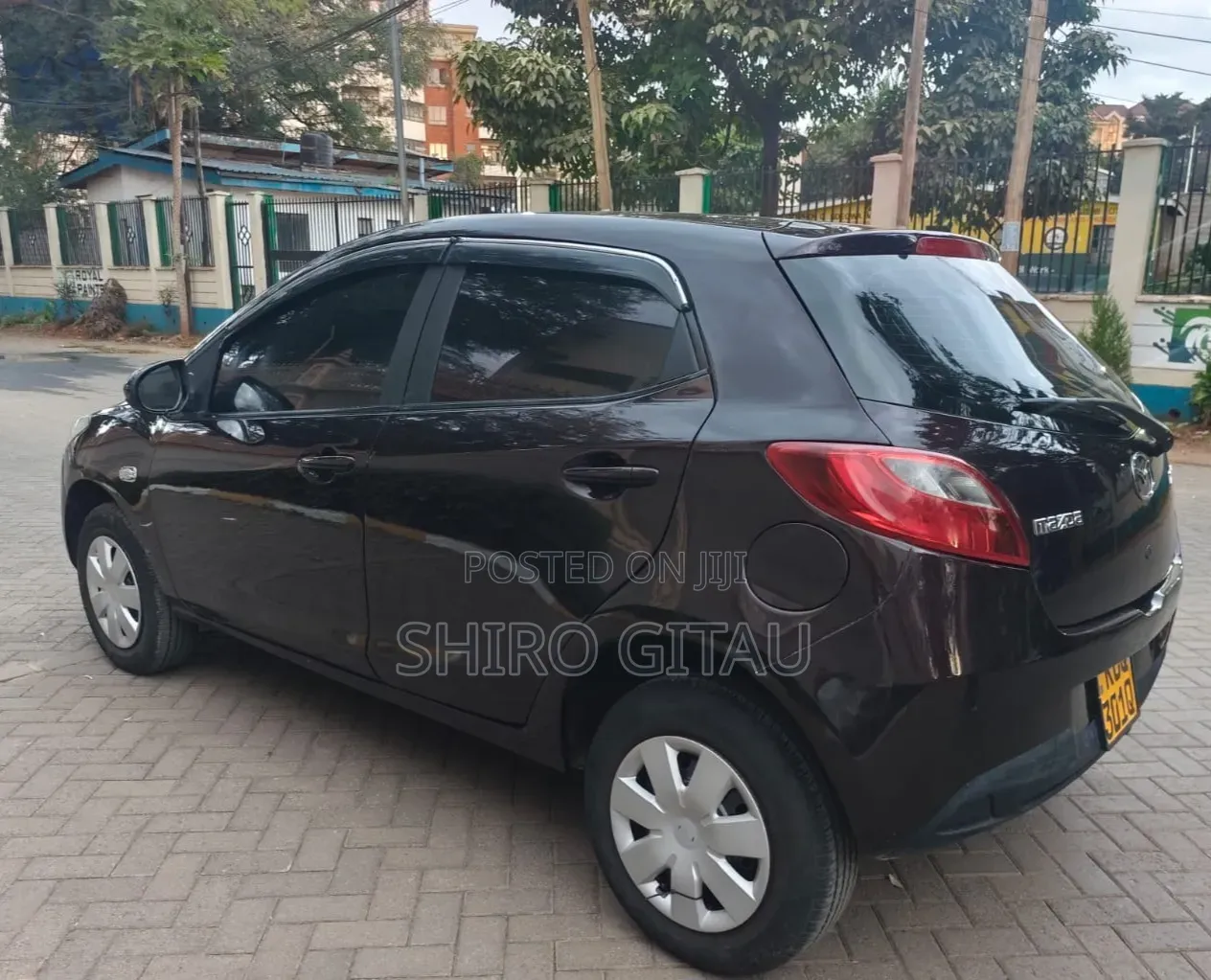 Mazda Demio 2011 Burgundy