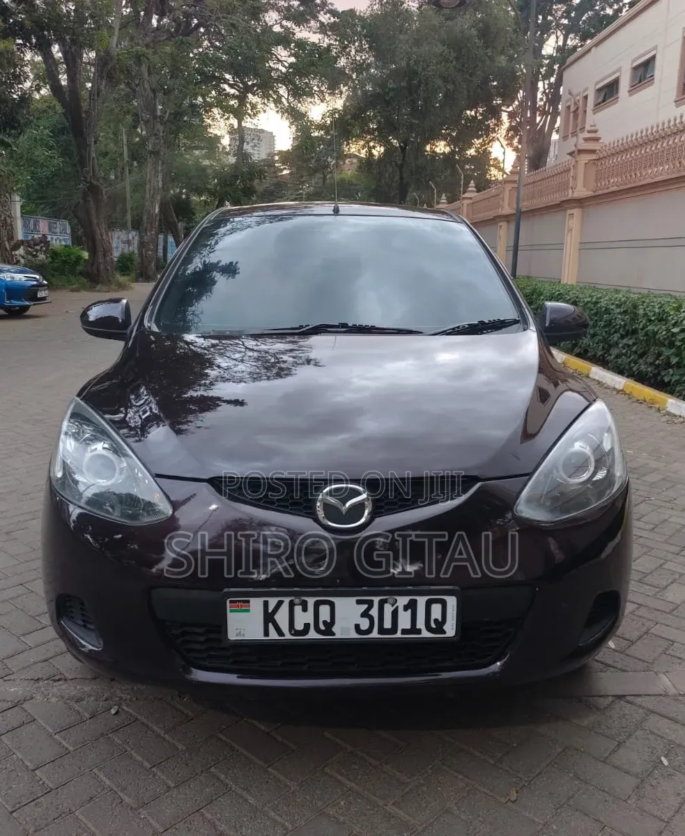 Mazda Demio 2011 Burgundy