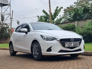 Mazda Demio 2018 White
