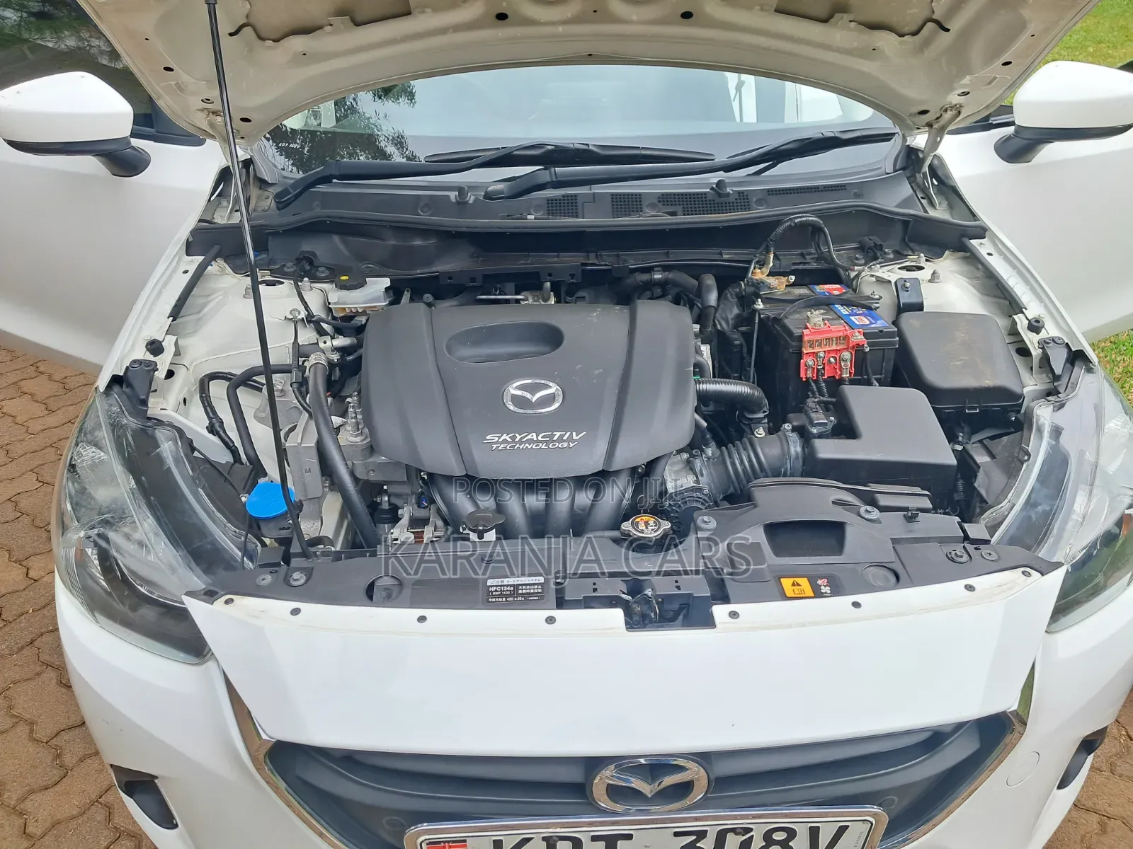 Mazda Demio 2018 White