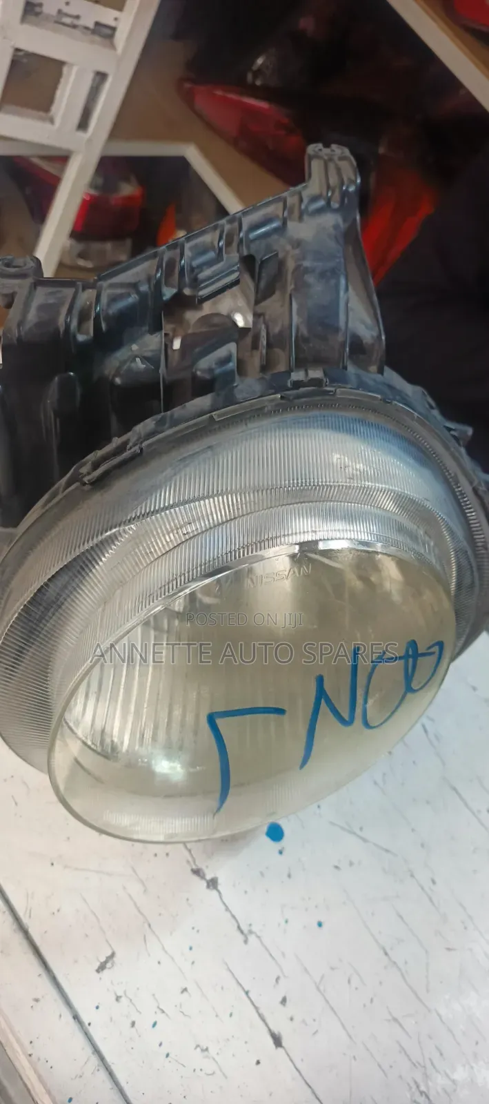 Headlight Nissan Juke