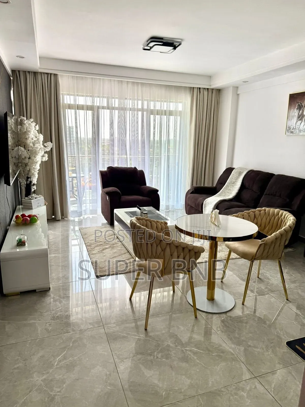 Furnished Apartments in Donholm Greenspan Mall Cosy