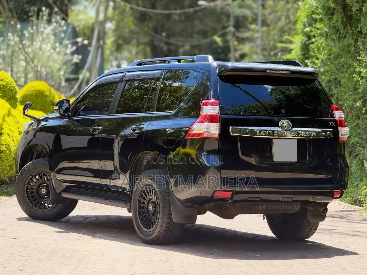 Toyota Land Cruiser Prado 2.8 2017 Black
