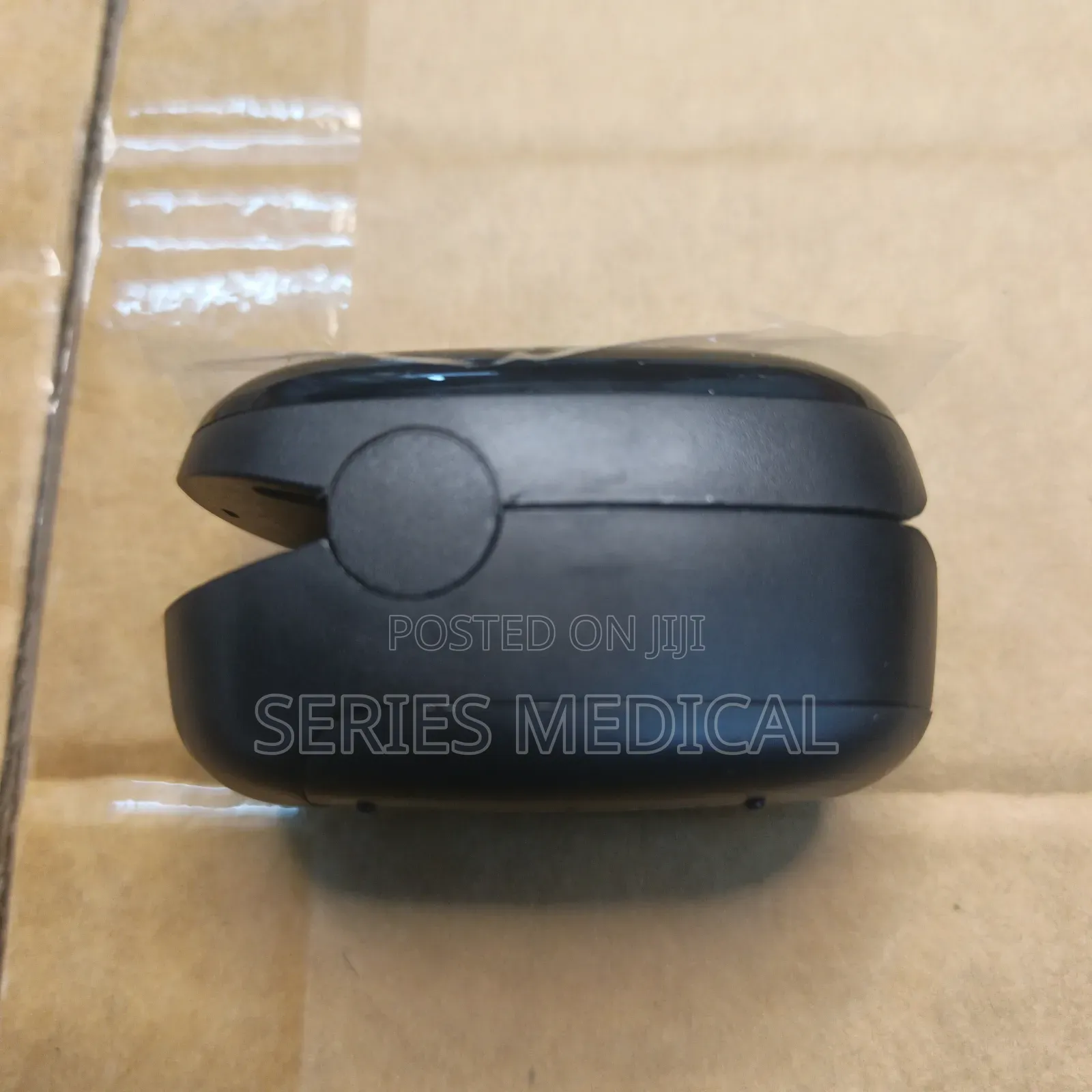 Pulse Oximeter .(Adult)