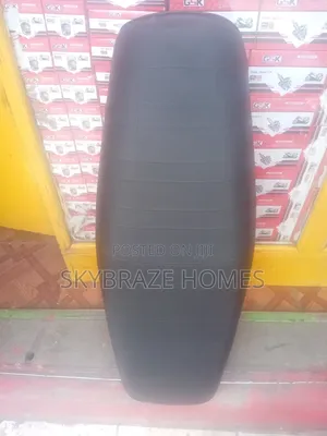 Boxer Seat